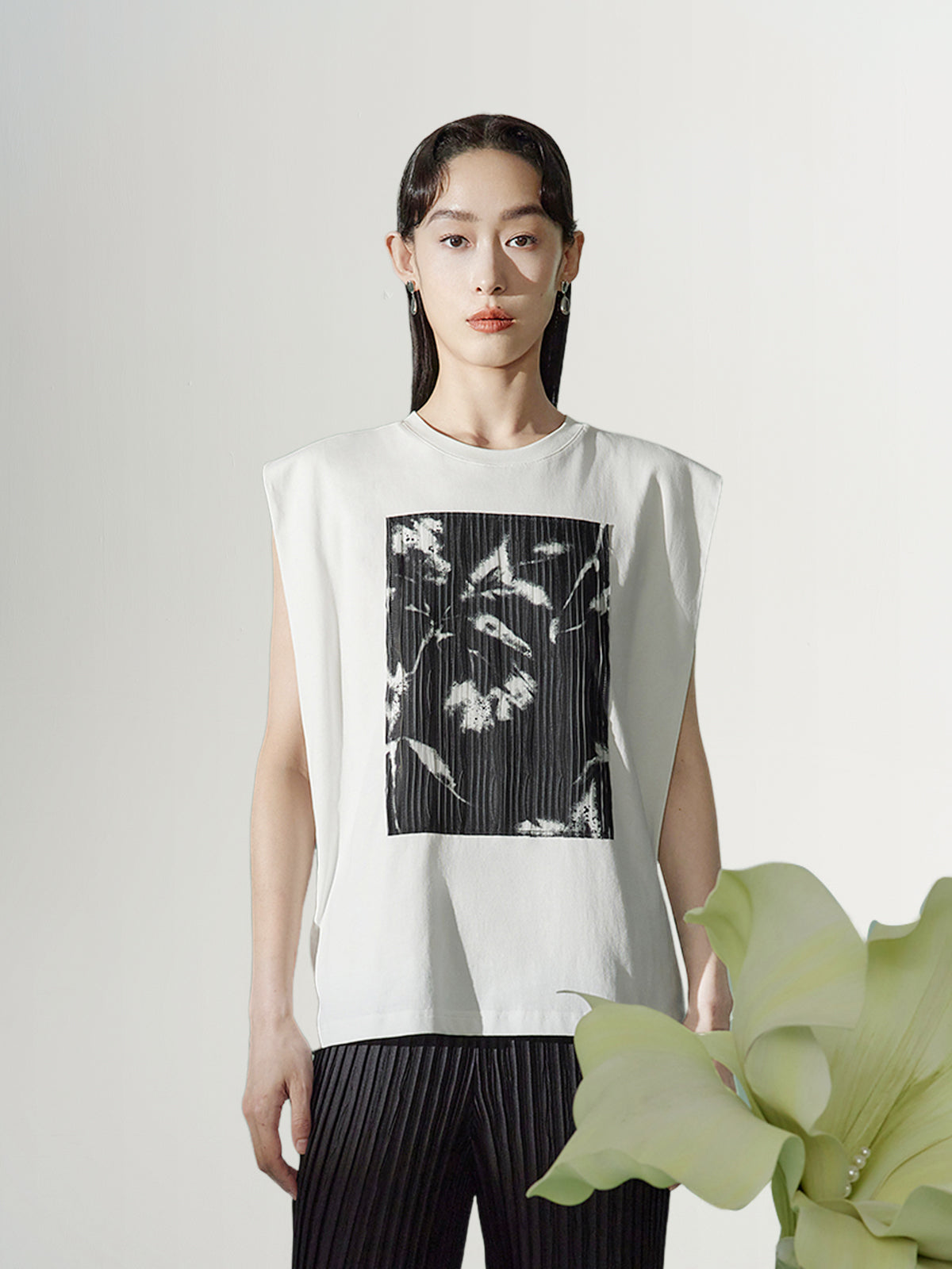 Sleeveless 100% Cotton T-Shirt
