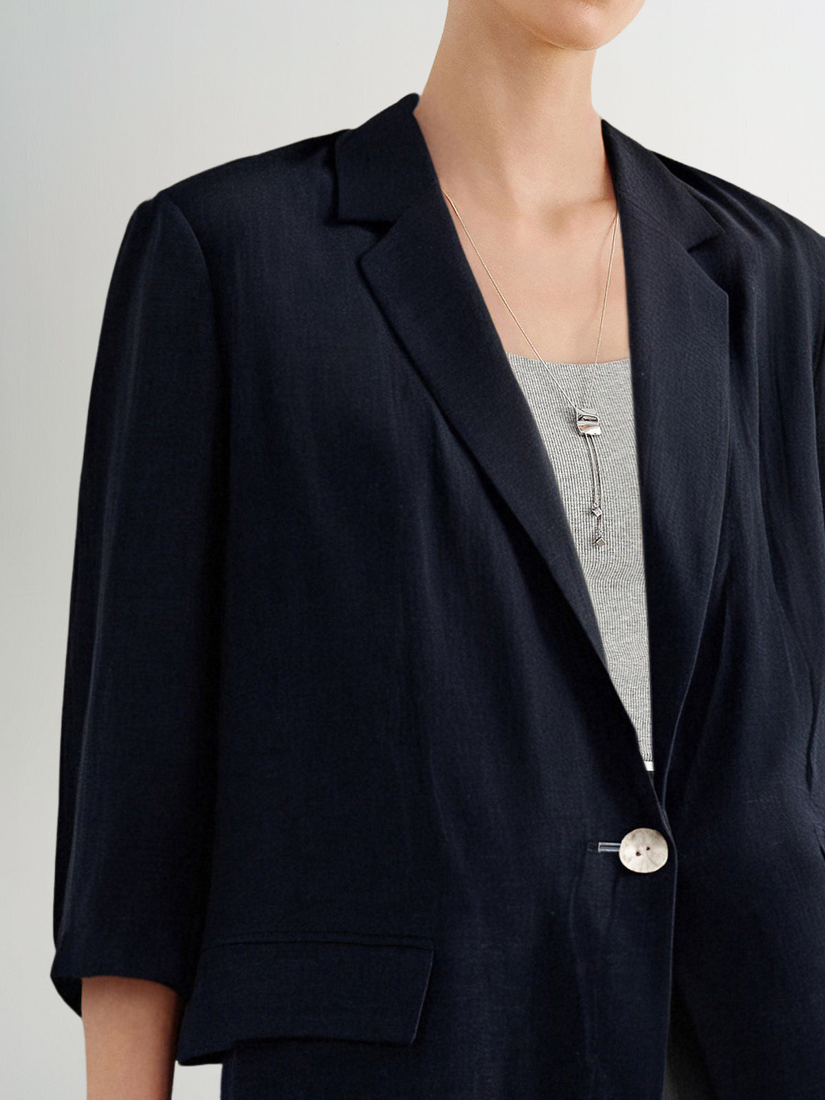 One-Button  Blazer