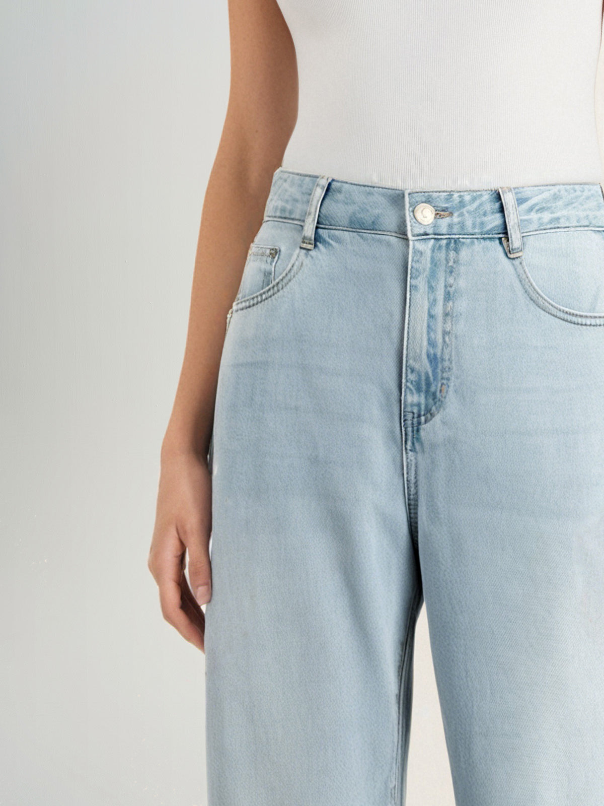 Blue Wide-Leg Jeans Pants