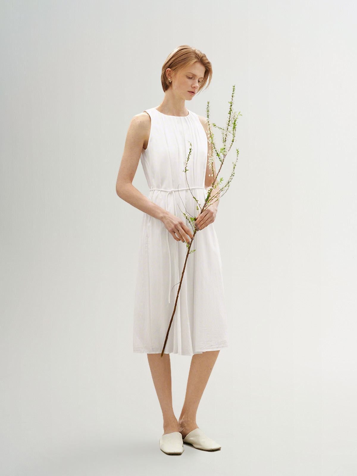 Stand Collar Sleeveless Dress