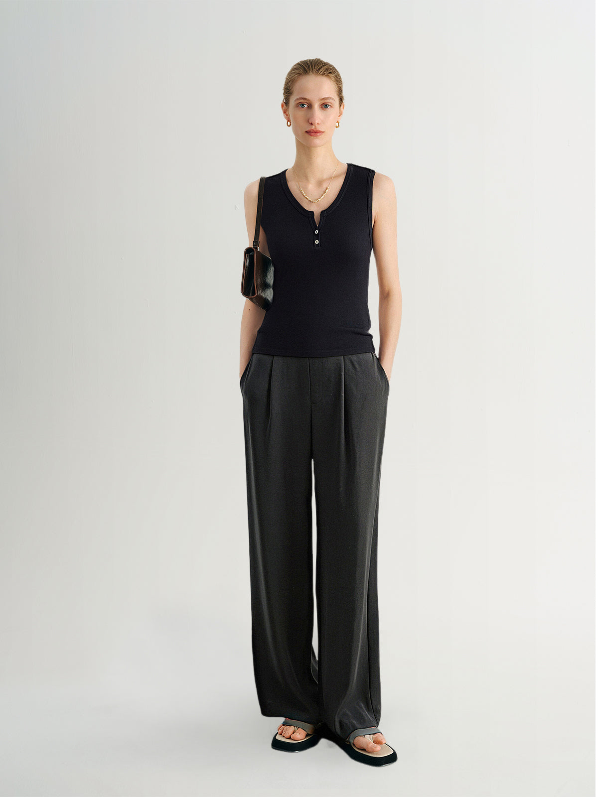 U-Neck Short Sleeve Top
