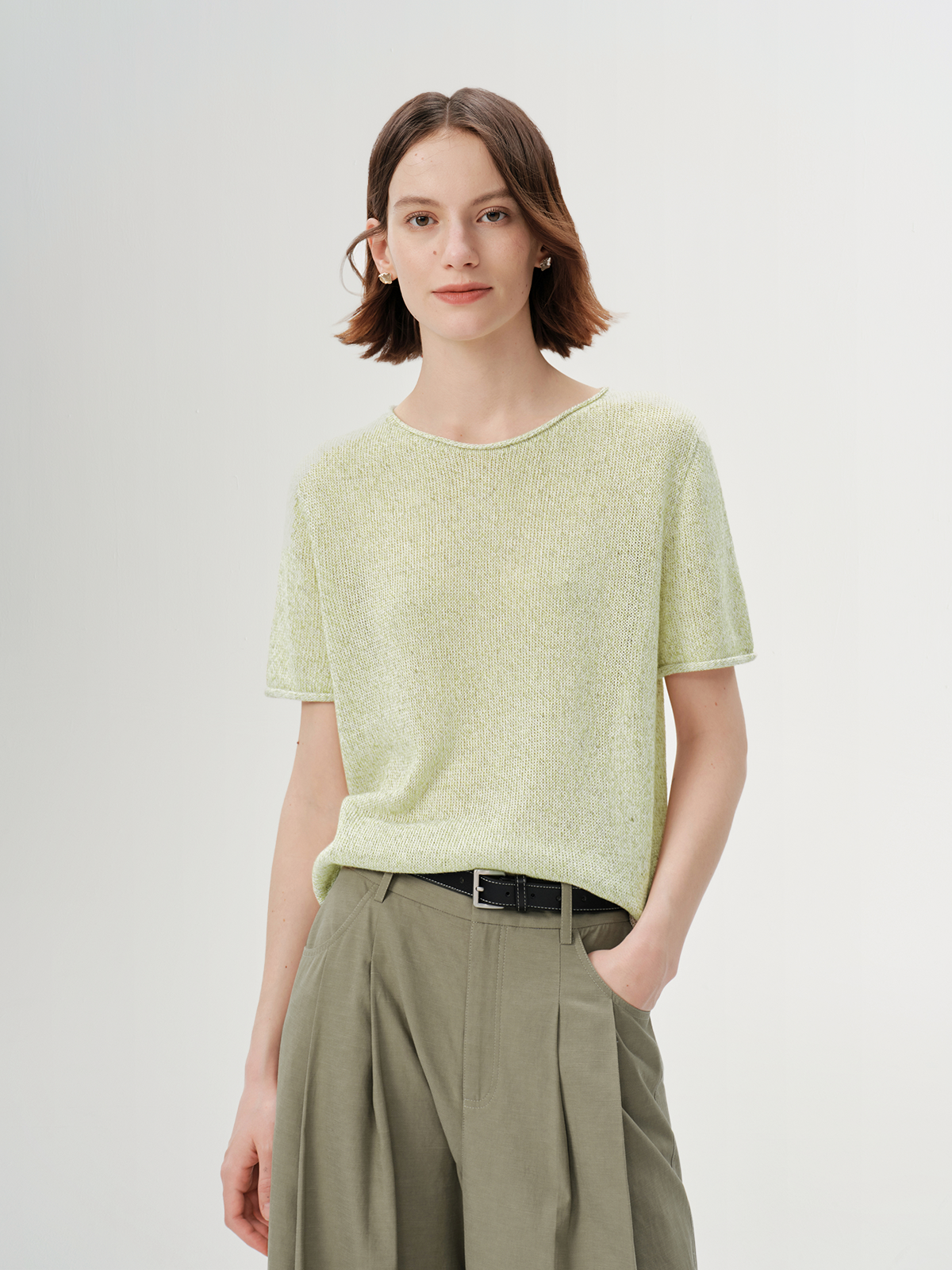 Crew Neck Structured Shoulder Short Sleeve Knit Top