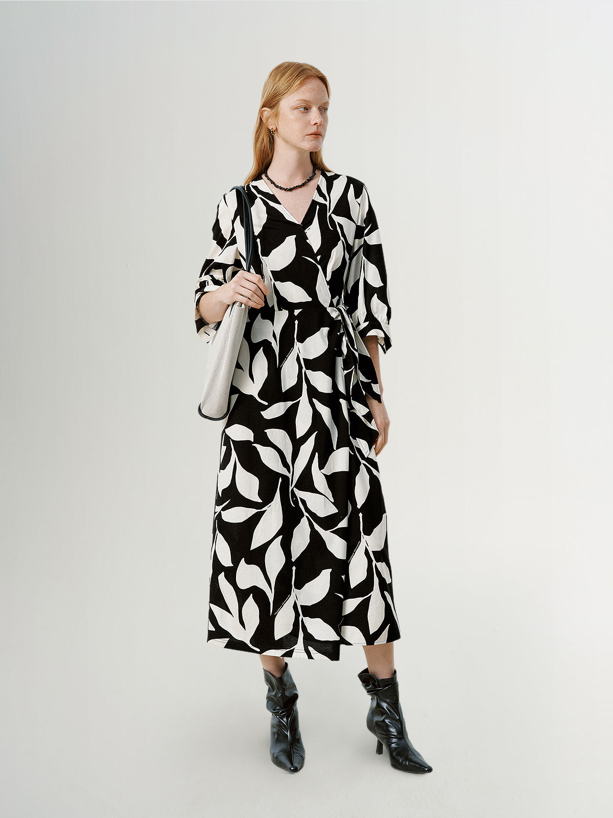 Cotton Floral V-Neck Mid-Sleeve Dress