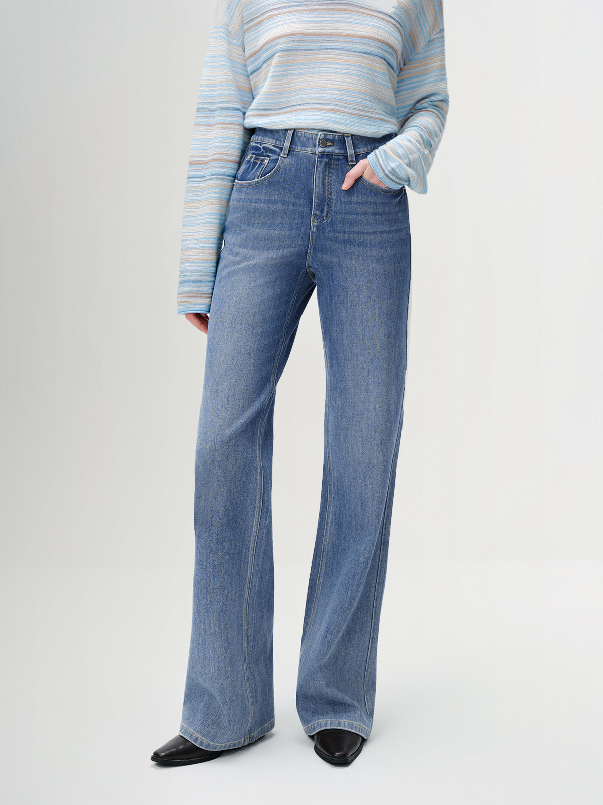 Slim Bootcut Jeans