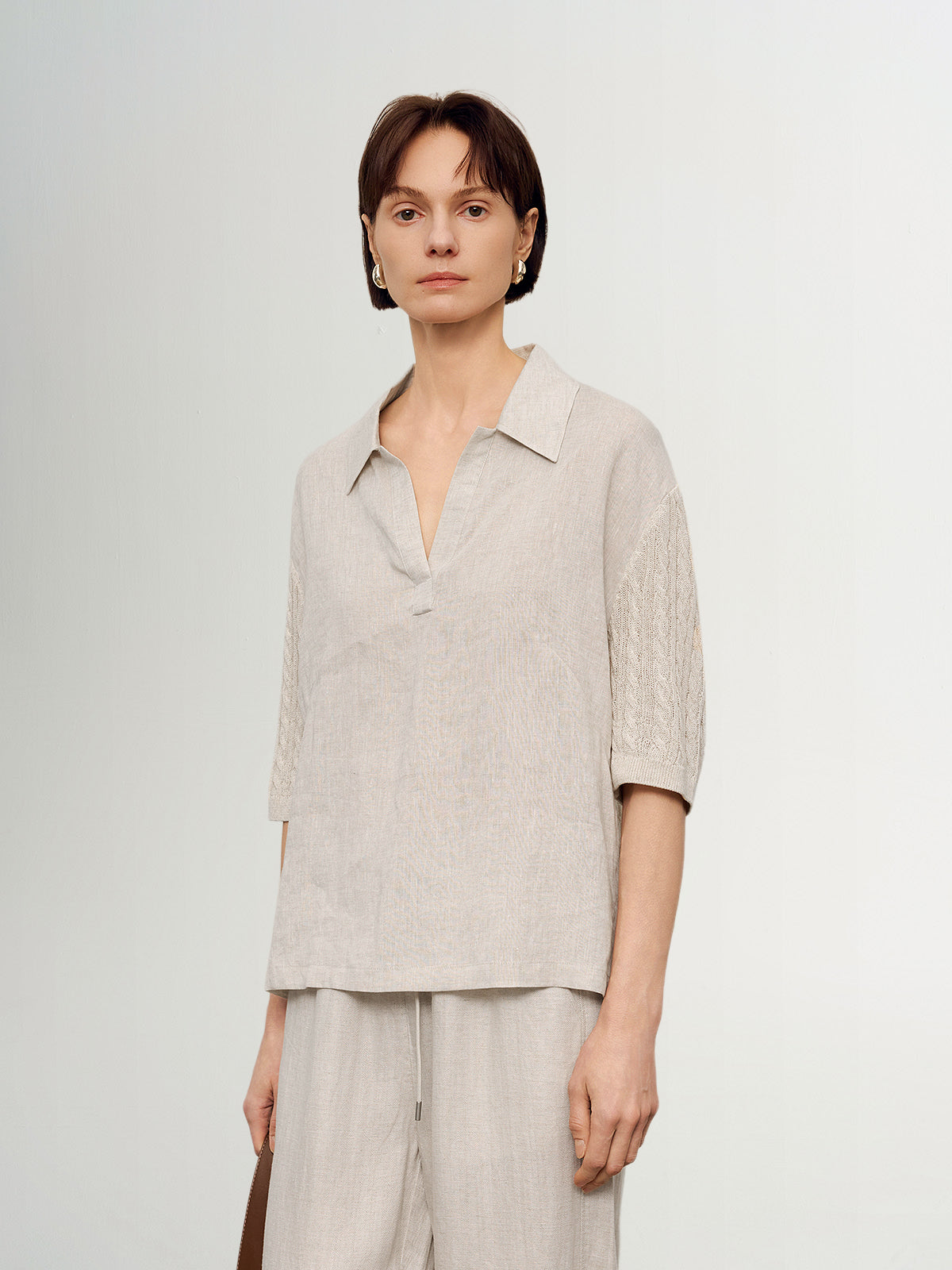 Linen-Blend Collared V-Neck Mid-Sleeve Top