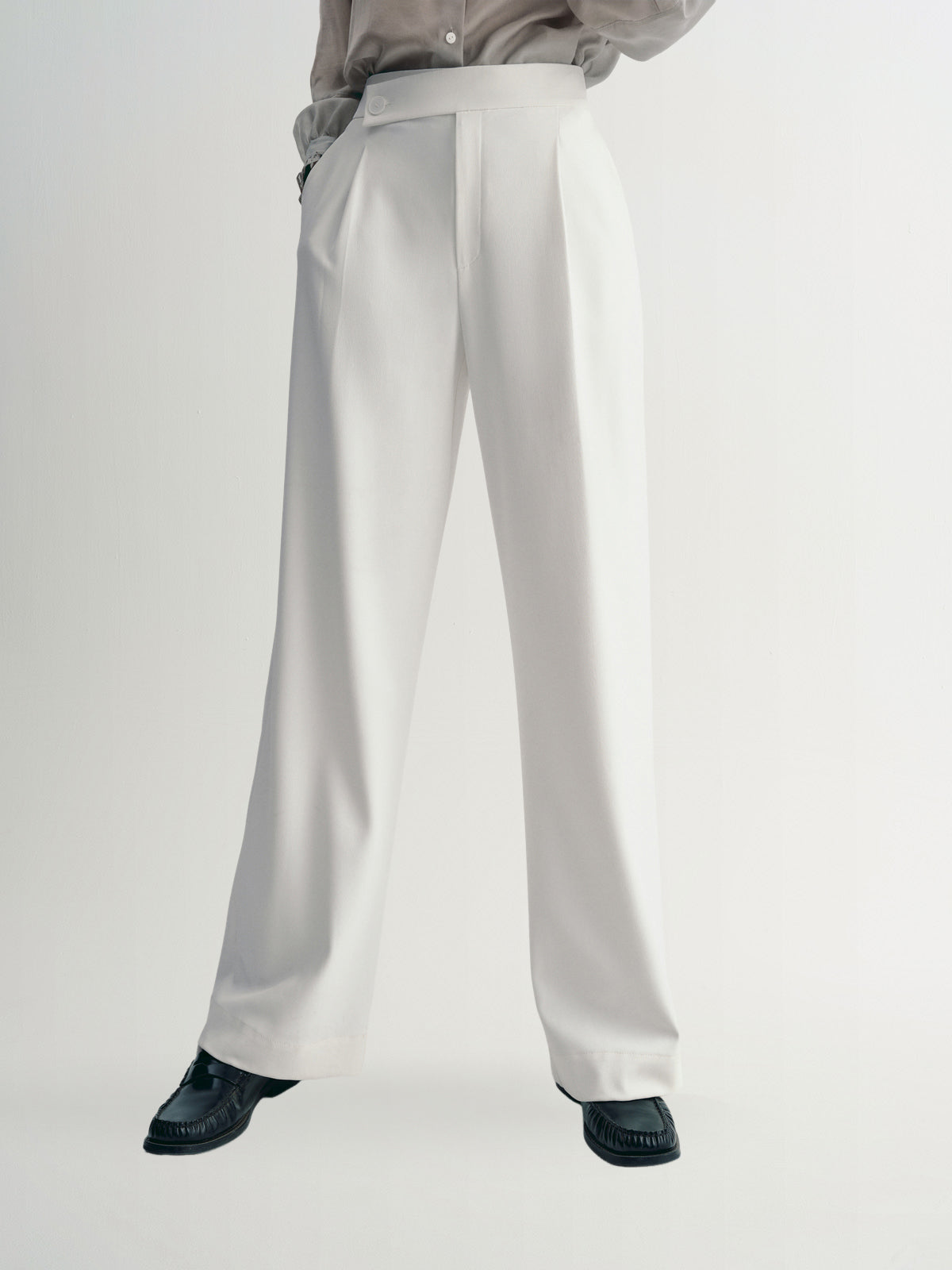 Women's White Straight Fit Smooth Pants 5995150922