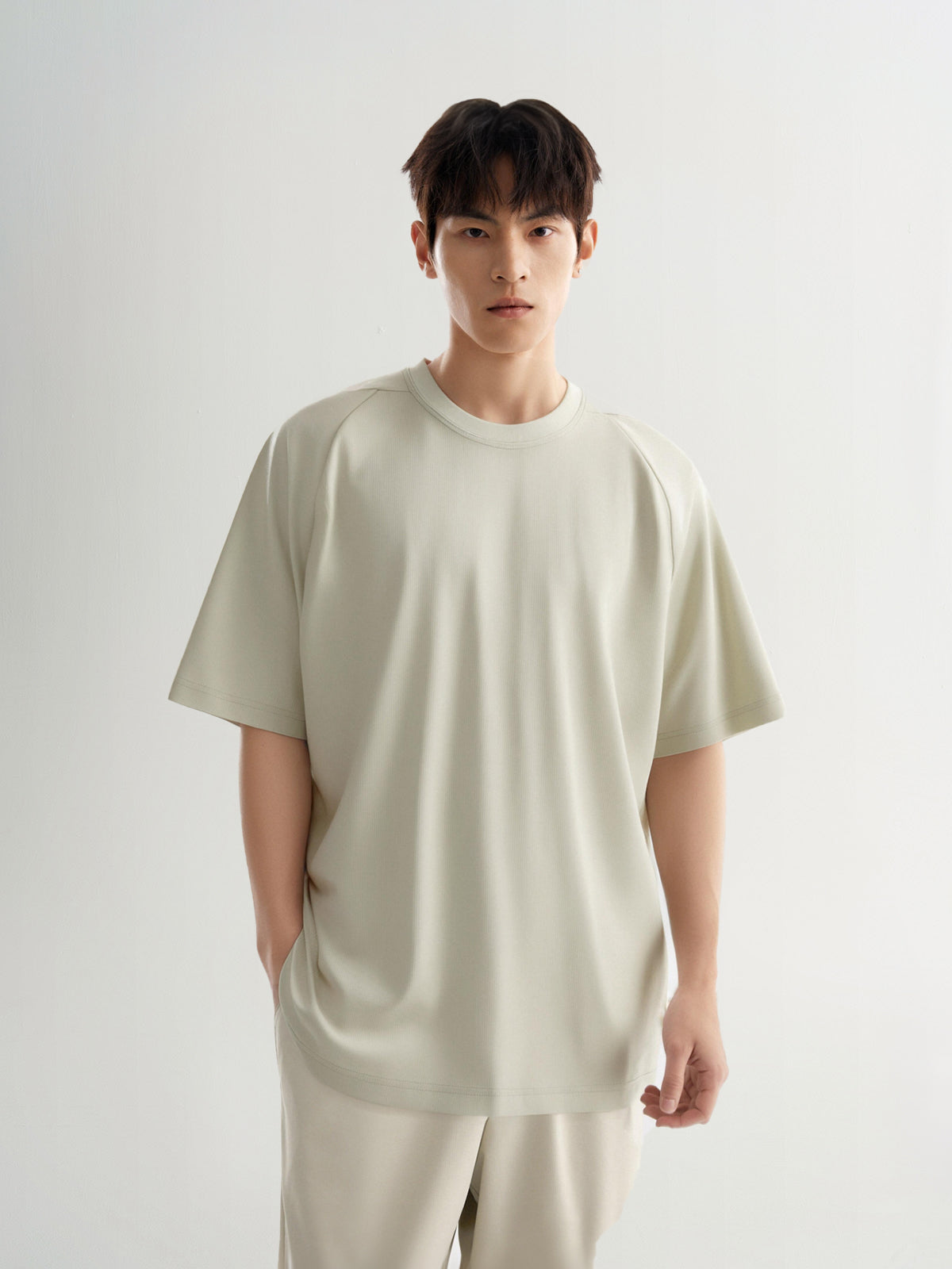 Men's Raglan Short-Sleeve Crewneck Tee