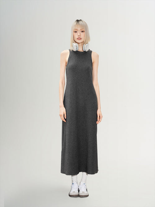 Load image 1 in gallery view. Sleeveless Smooth Dress