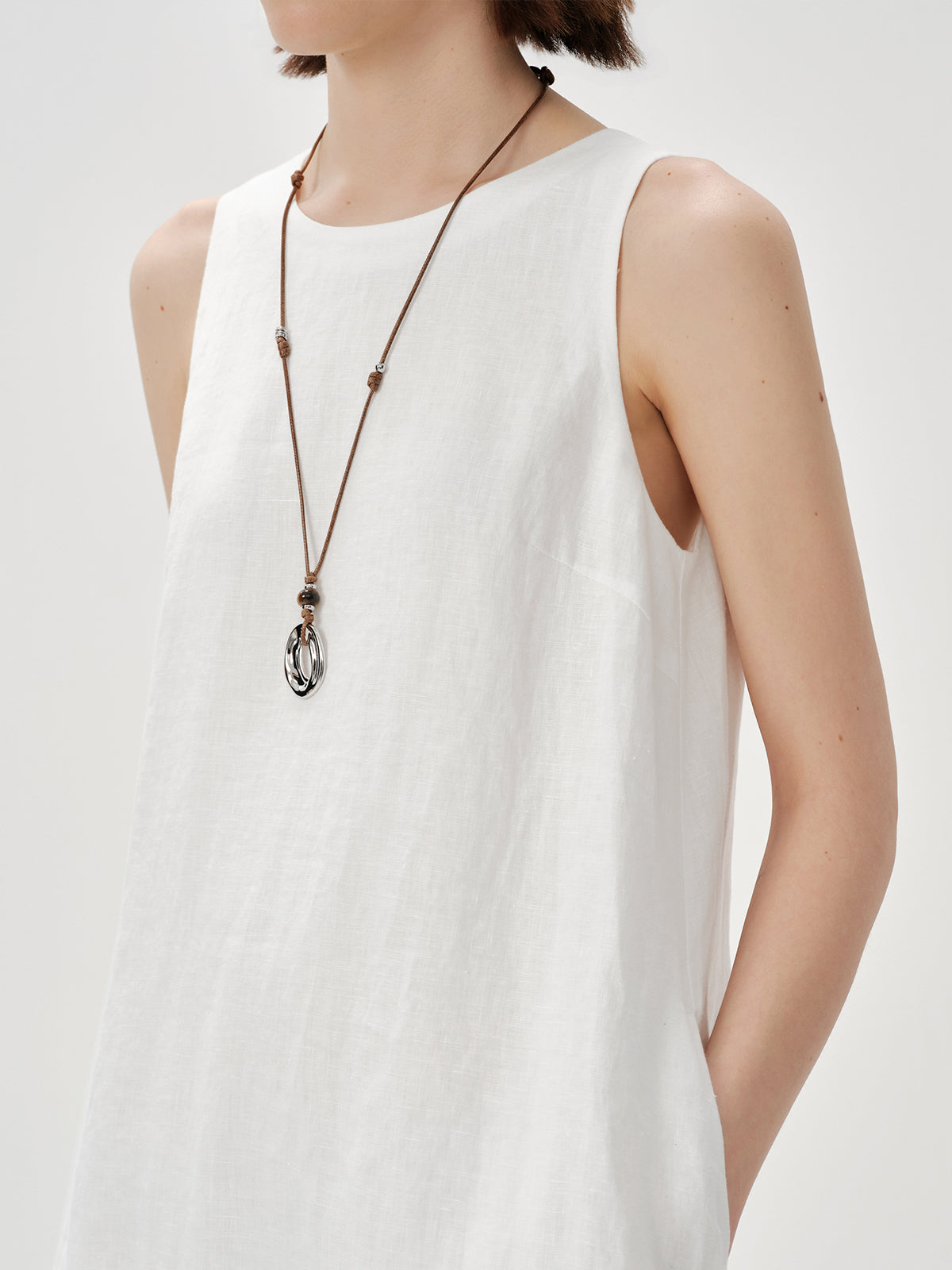 Crew Neck Sleeveless Relaxed Dress with Necklace