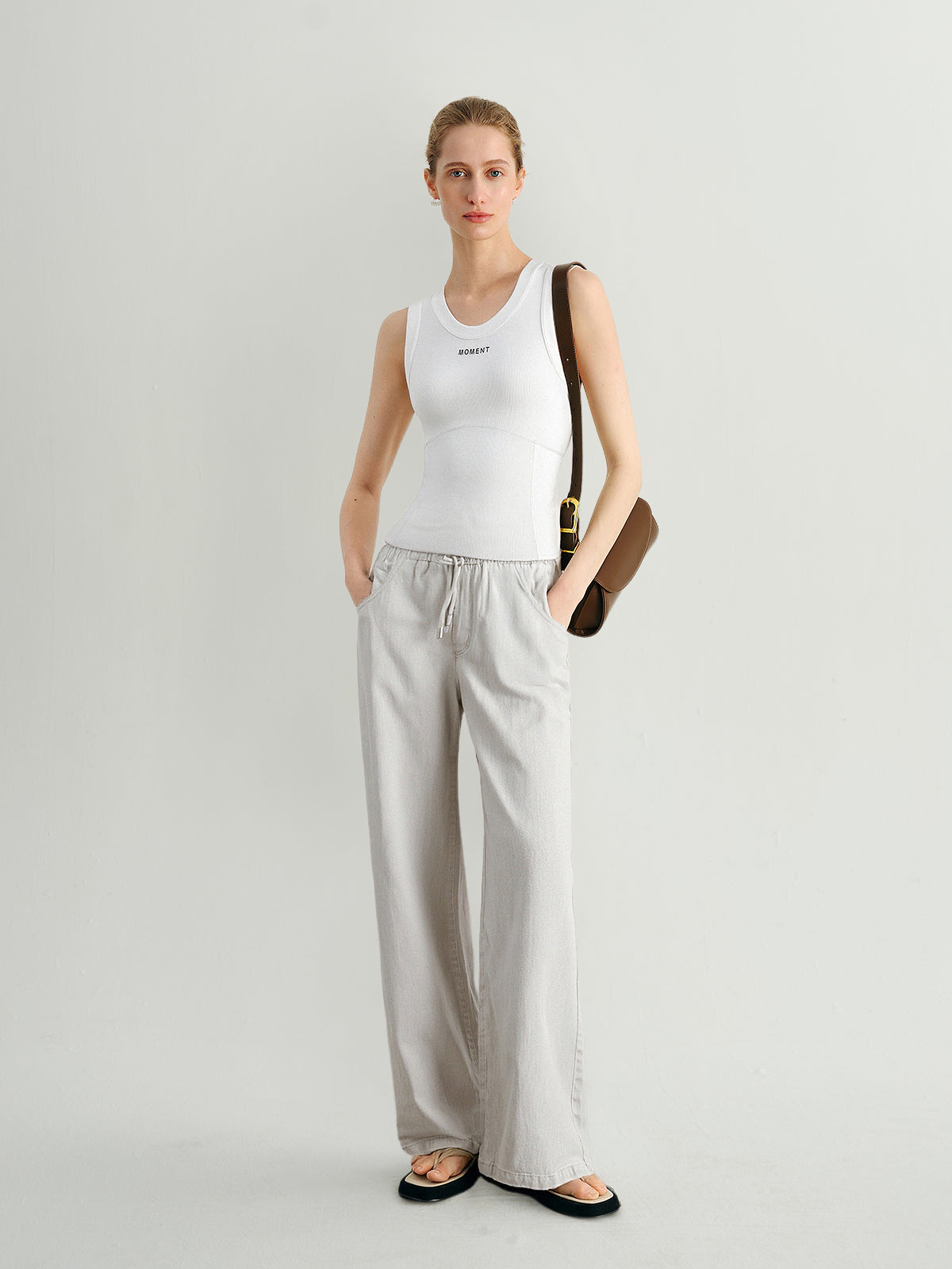 White U-Neck Sleeveless Tank