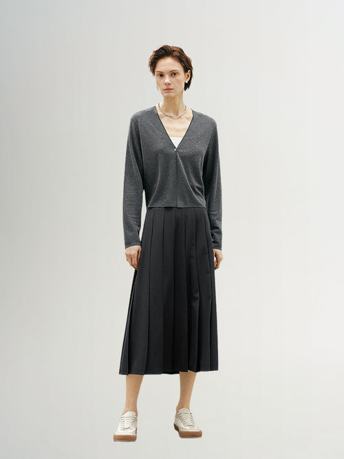 Load image 1 in gallery view. V Neck Thin Cardigan