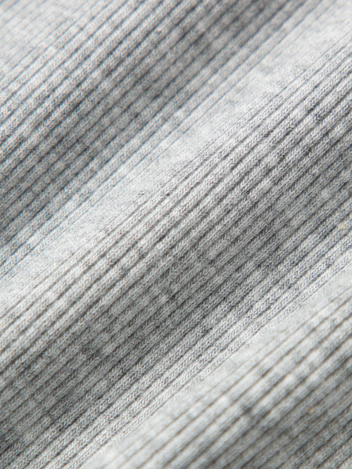 Load image 1 in gallery view. V-Neck Sleeveless