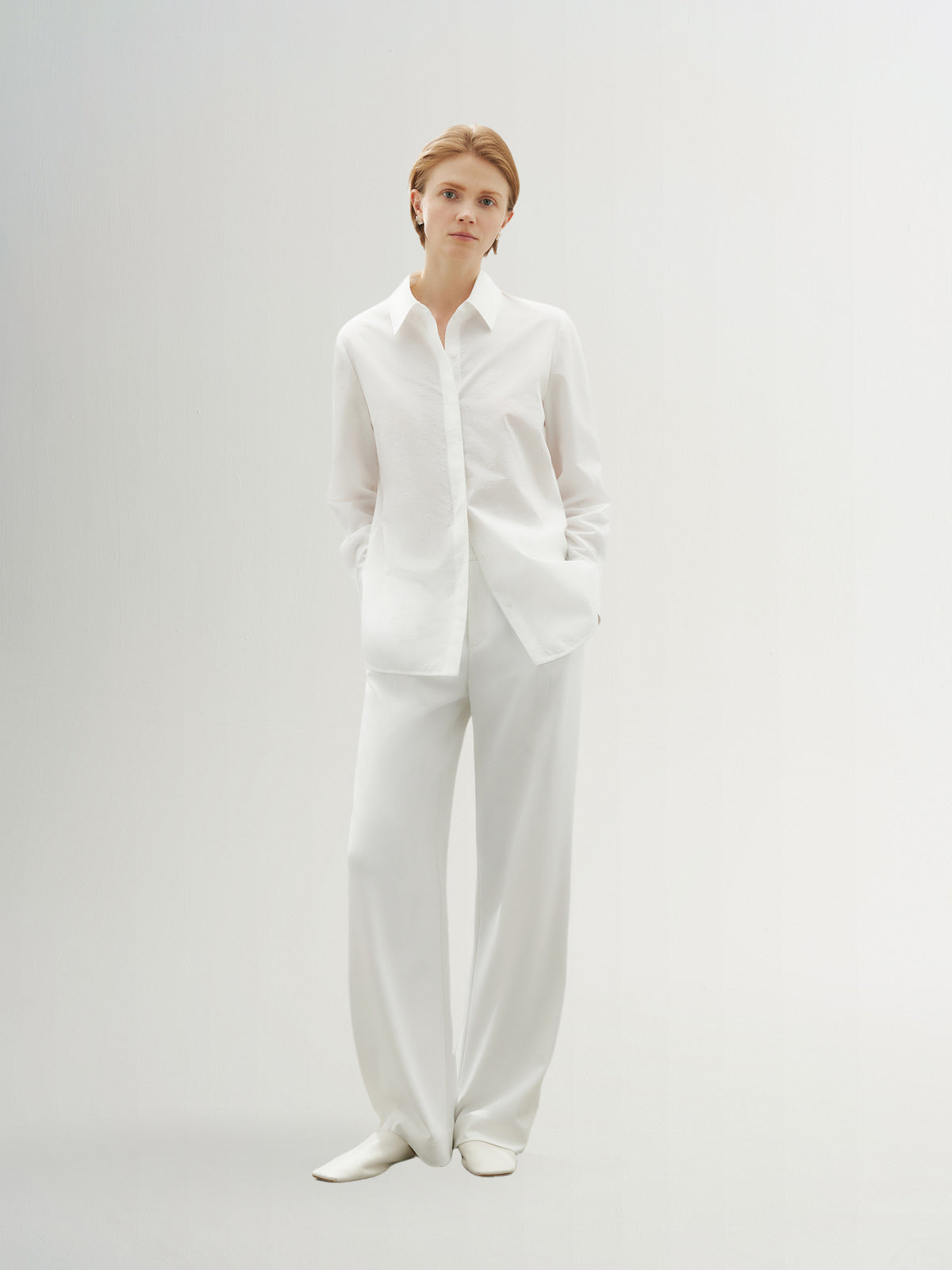 Women's White Straight Fit Smooth Pants 5995150922