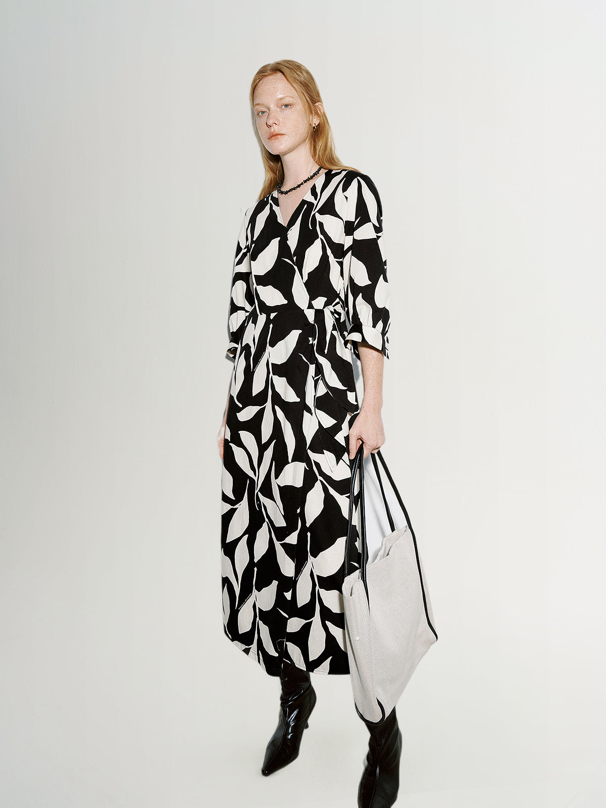 Cotton Floral V-Neck Mid-Sleeve Dress