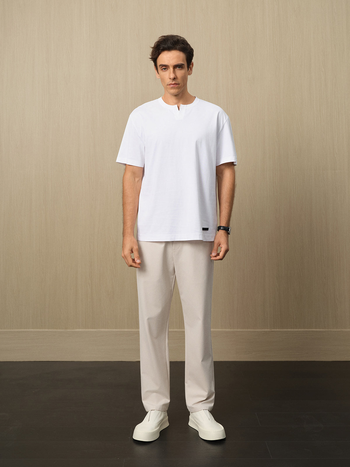 Men¡¯s Split-Neck Short-Sleeve T-Shirt