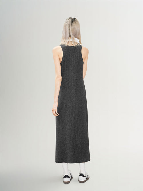 Load image 1 in gallery view. Sleeveless Smooth Dress