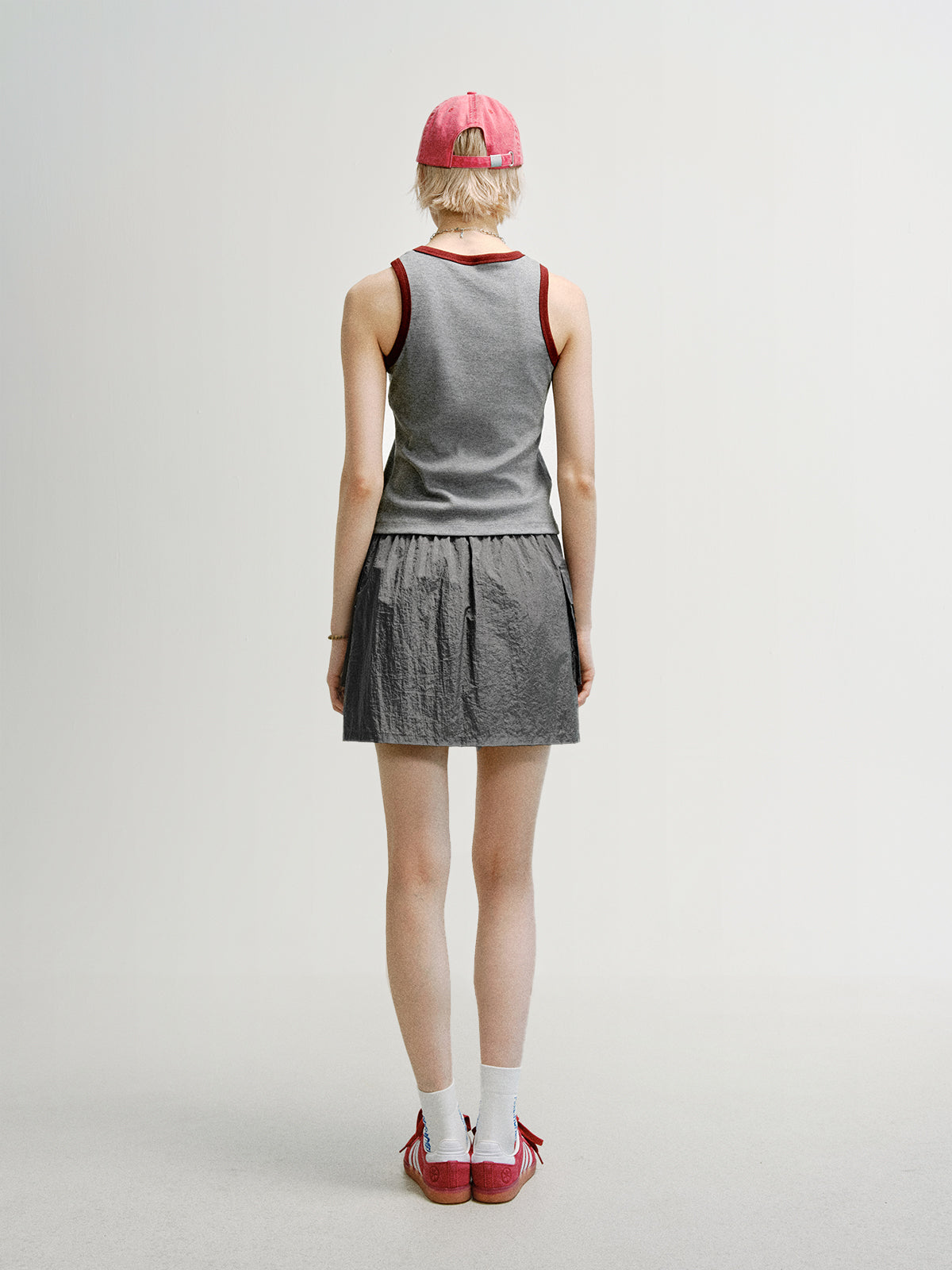 Crewneck Sleeveless Fitted Tank