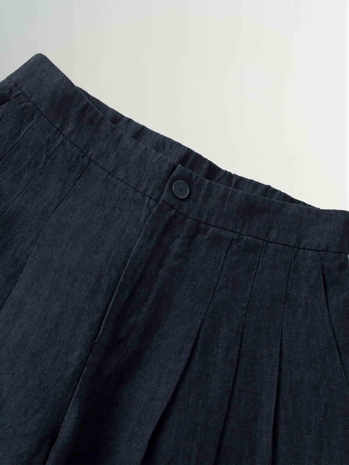 Relaxed Linen Wide-Leg Pants