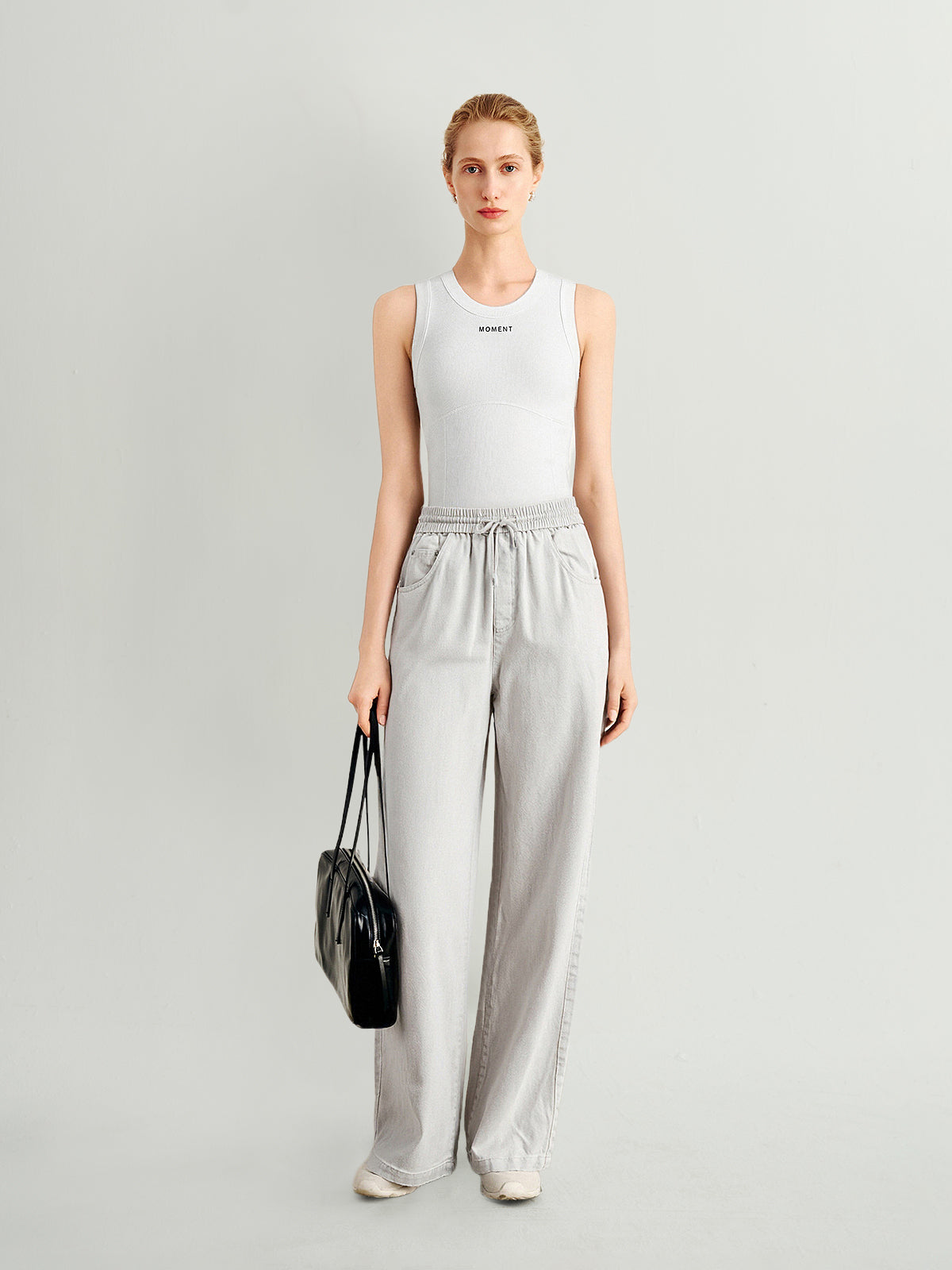 White U-Neck Sleeveless Tank