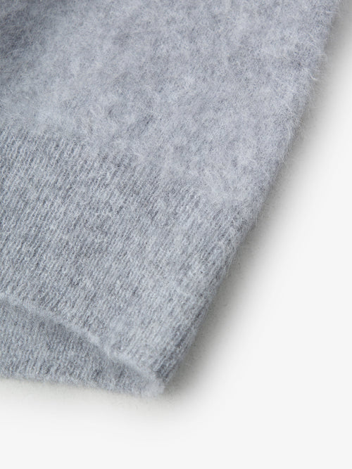 Load image 1 in gallery view. V Neck Cashmere Sweater