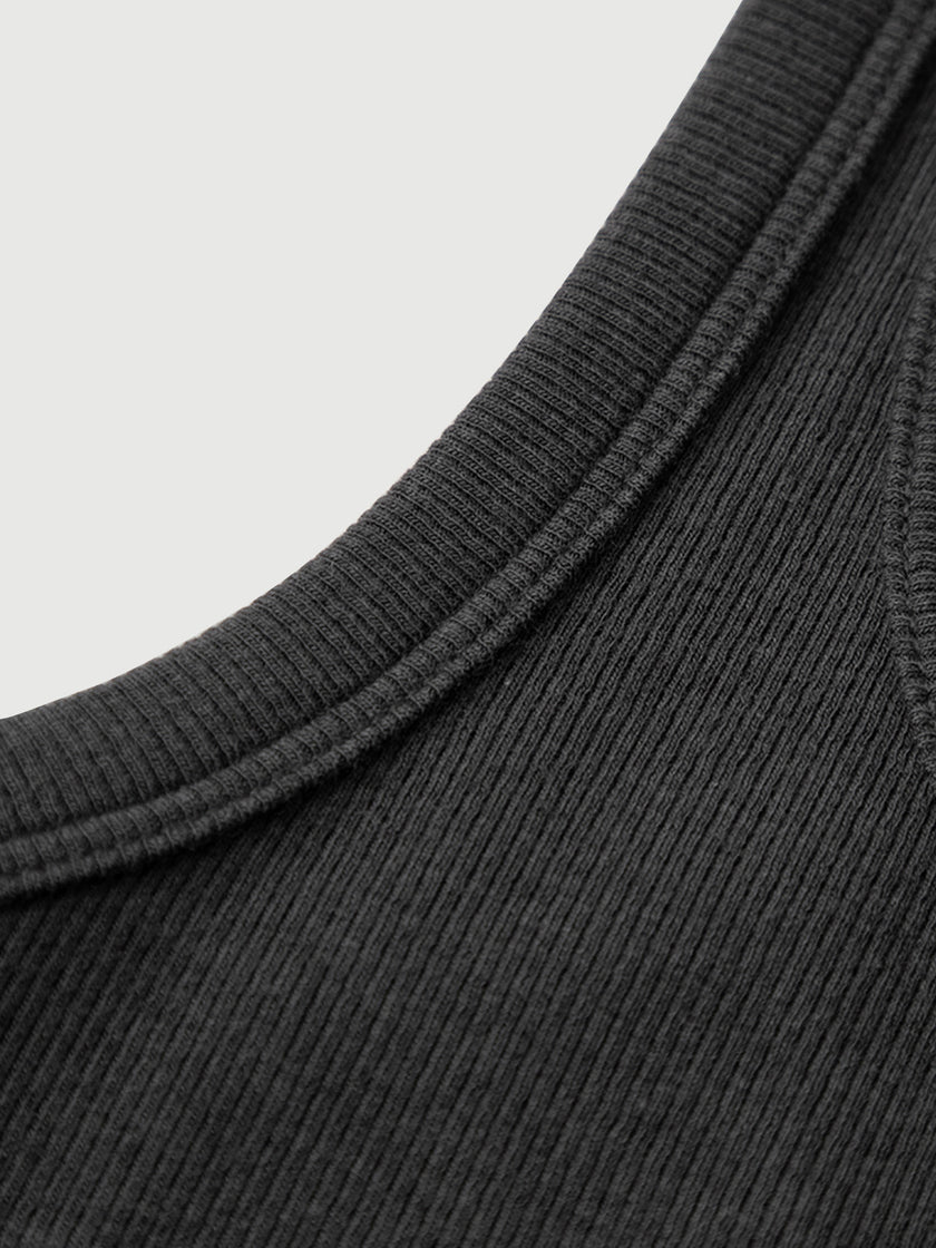 Sleeveless Short Tank Top