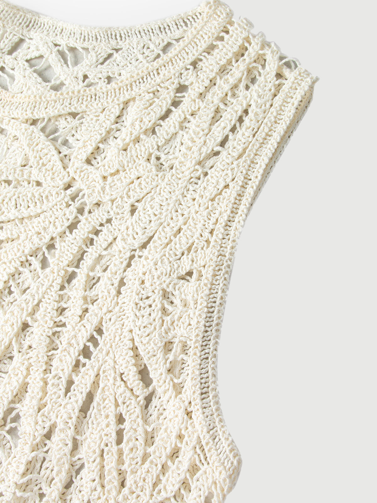 Lace Sleeveless Top
