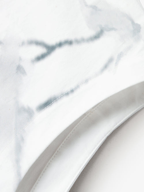 Load image 1 in gallery view. Sleeveless Straight-Cut Dress