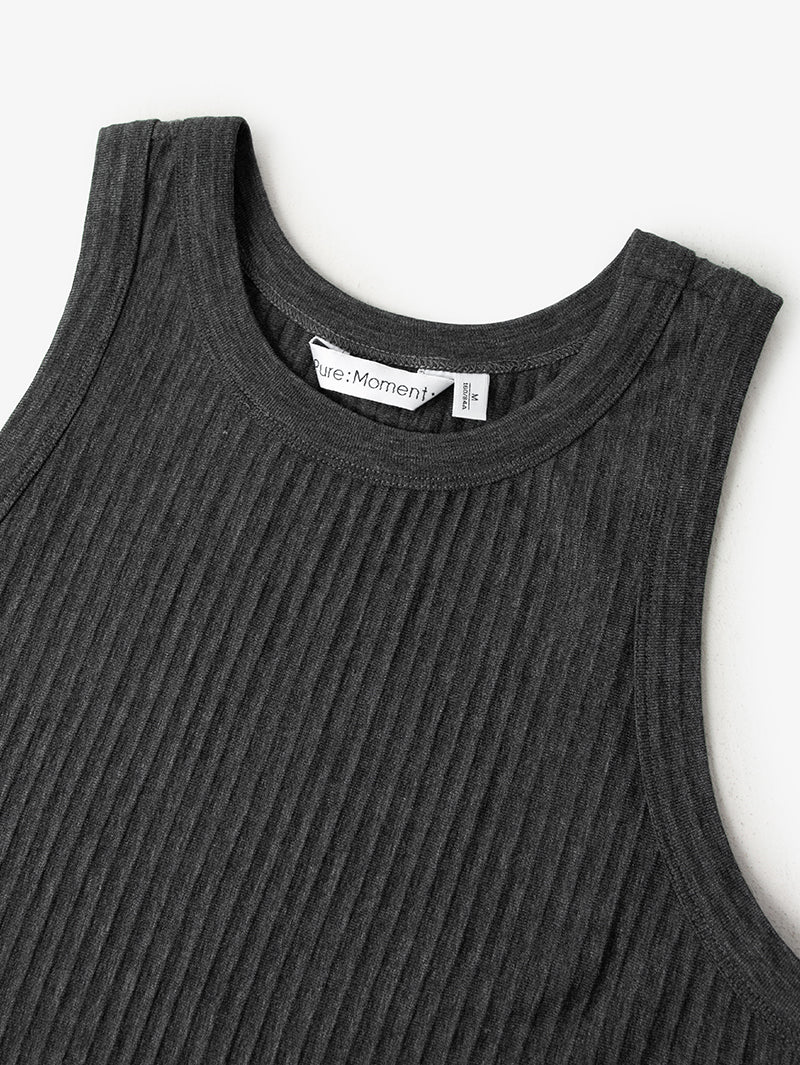 Sleeveless Smooth Dress