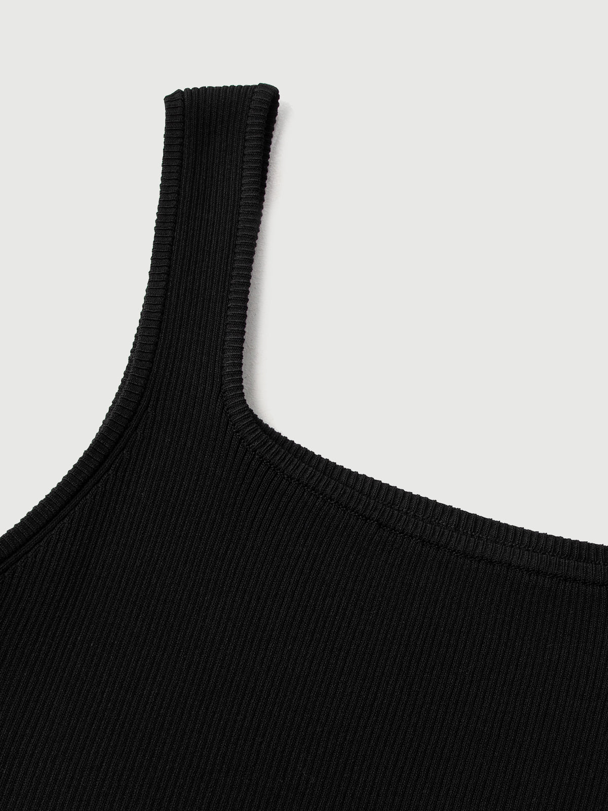 Black Square-Neck Fitted Cropped Tank