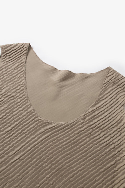 Load image 1 in gallery view. Crew Neck Sleeveless Fitted Top